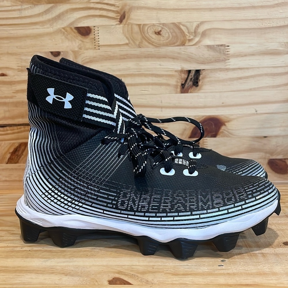 Under Armour Highlight Franchise Football Cleats Size 4.5